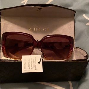 Gucci Sunglasses with Case and Cloth